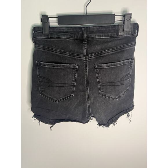 American Eagle Women's size 6 black distressed shorts ripped nexxt level stretch - Picture 3 of 6